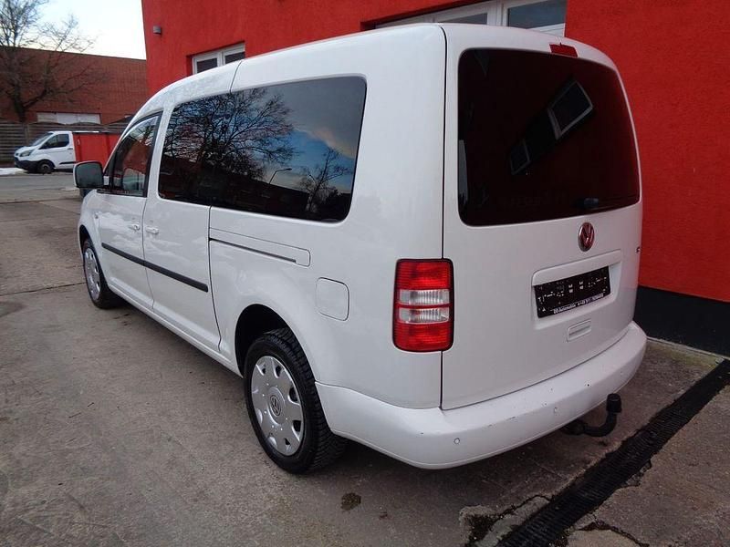 Gebraucht VW Caddy Maxi Trendline 102 PS (75 kW) 2013 Weiß Van / Kleinbus