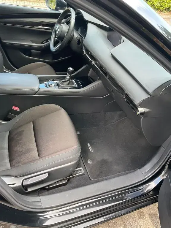 Gebraucht Mazda 3 122 PS (89 kW) 2019 Schwarz Limousine