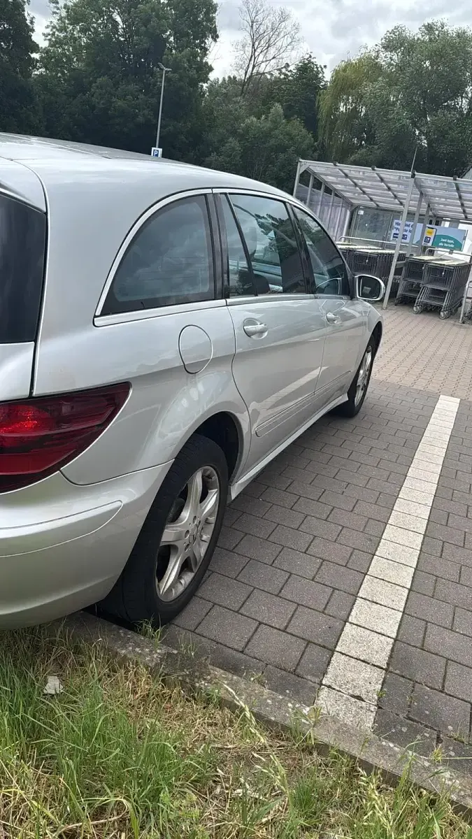Gebraucht Mercedes R320 AMG 224 PS (164 kW) 2007 Kombi