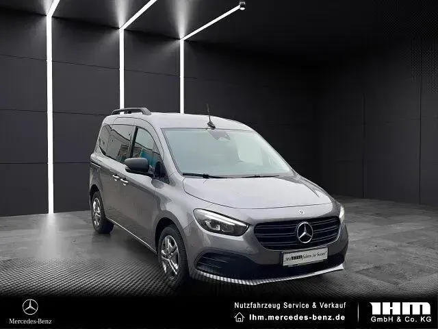 Gebraucht Mercedes Citan 112 116 PS (85 kW) 2023 Grau Van / Kleinbus