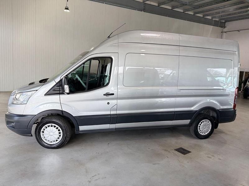 Gebraucht Ford Transit 155 PS (114 kW) 2015 Silber Van / Kleinbus