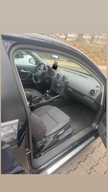 Gebraucht Audi A3 140 PS (102 kW) 2004 Schwarz Kleinwagen