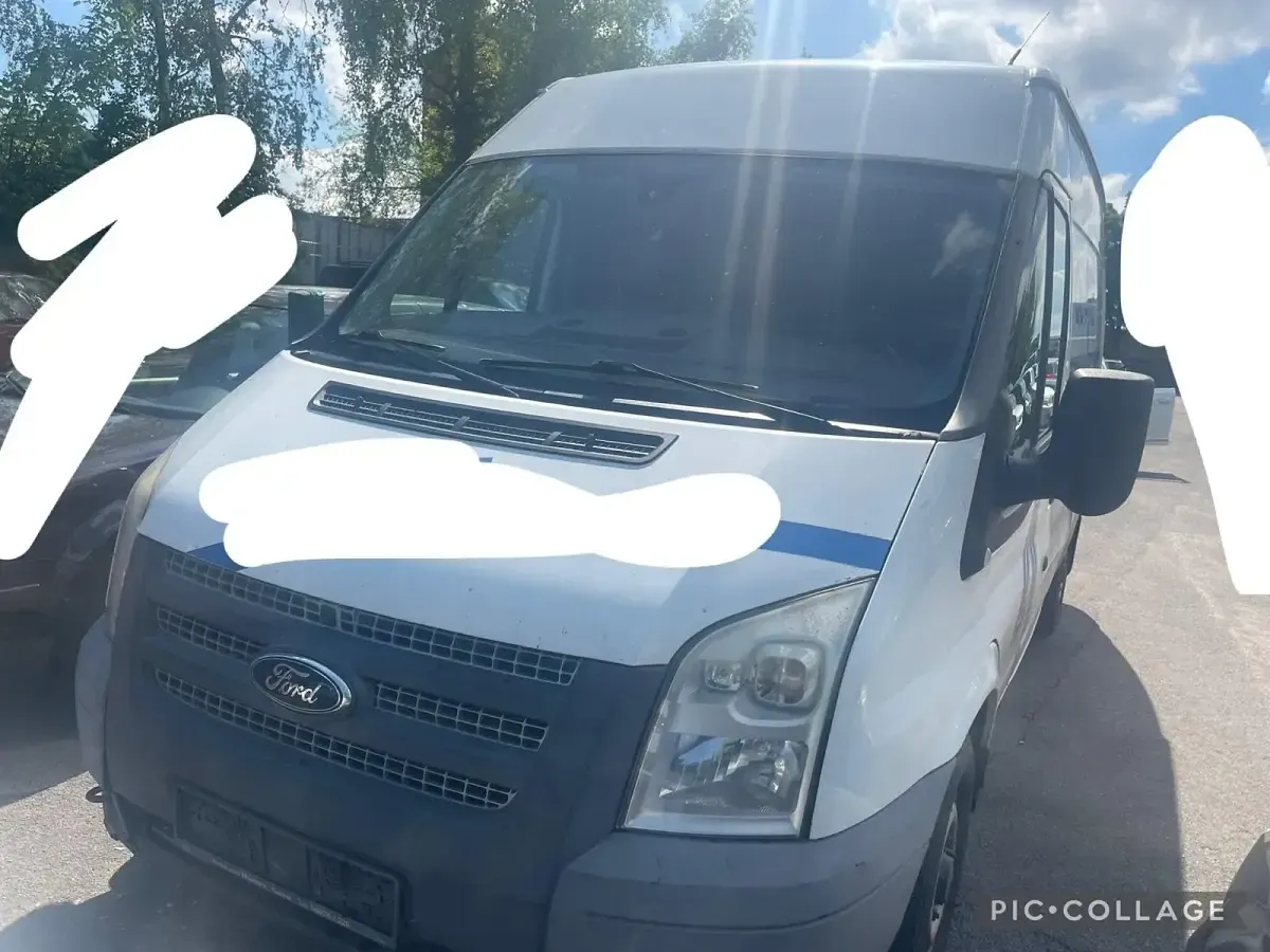 Używany Ford Transit Trend 101 KM (74 kW) 2013 Biały Minivan