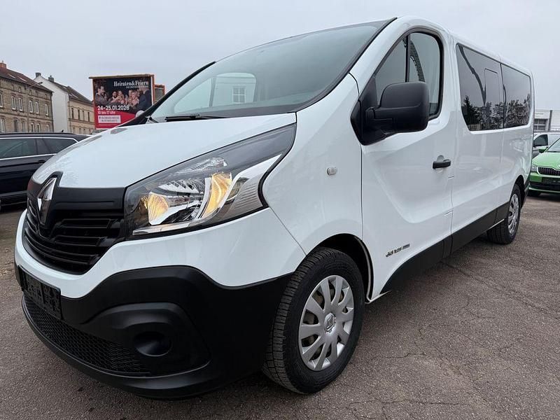 Gebraucht Renault Trafic 125 PS (91 kW) 2017 Weiß Van / Kleinbus