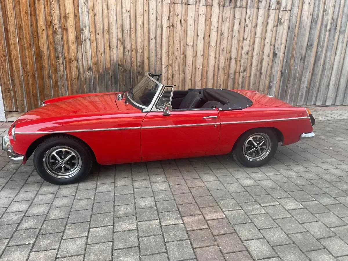 Gebraucht MG B 95 PS (69 kW) 1973 Rot Cabrio