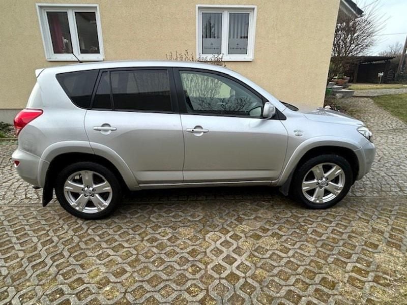 Gebraucht Toyota RAV4 Executive 177 PS (130 kW) 2006 Silber SUV