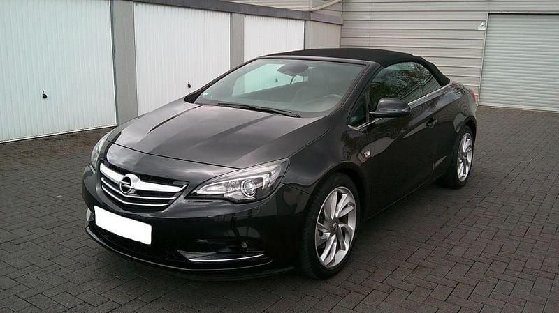 Gebraucht Opel Cascada 140 PS (102 kW) 2013 Schwarz Cabrio
