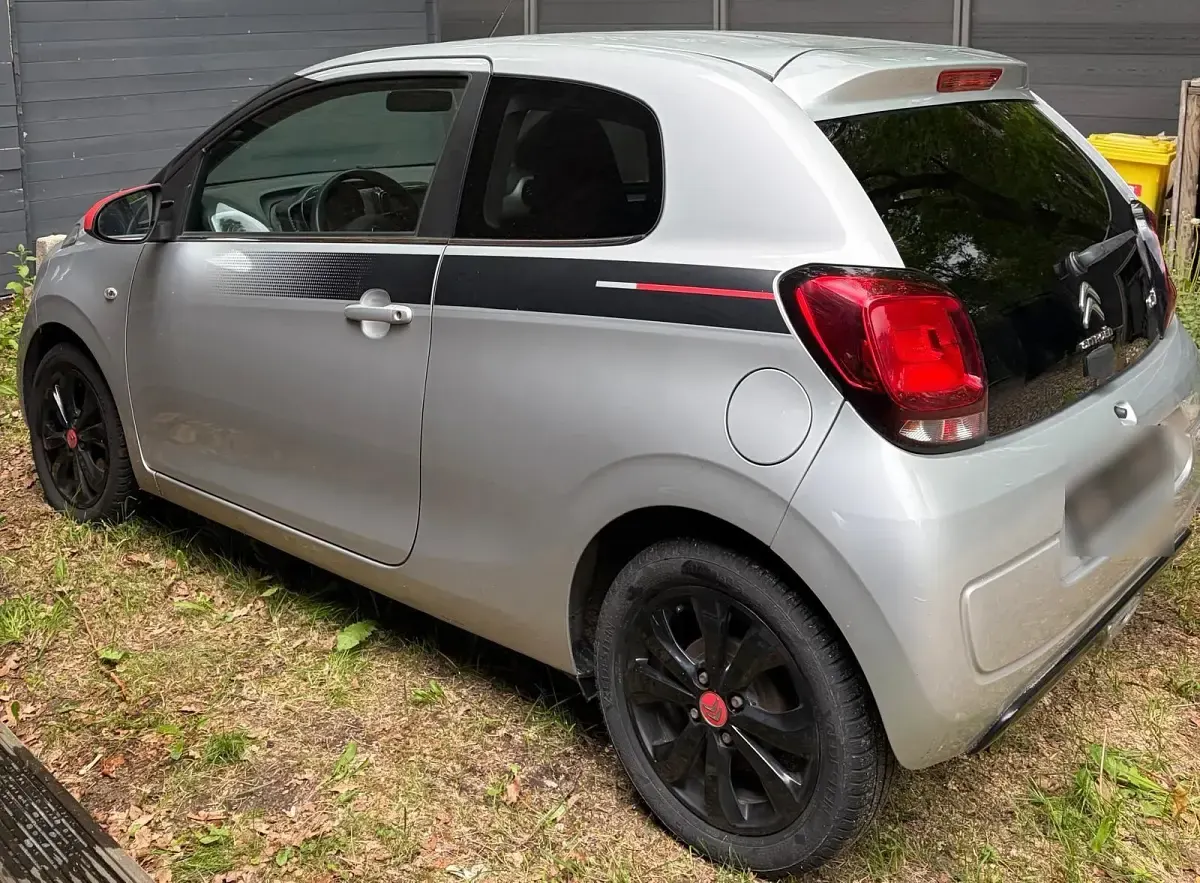 Gebraucht Citroën C1 PureTech 82 PS (60 kW) 2017 Silber Kleinwagen