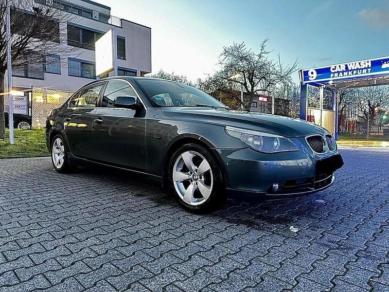 Gebraucht BMW 525 192 PS (141 kW) 2004 Grau Limousine