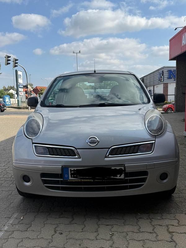 Silber Gebraucht 2010 Nissan Micra Kleinwagen | 1.500 € (Guter Preis) - Bild 1/4