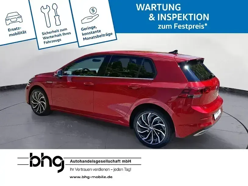 Gebraucht VW Golf VII Style 131 PS (96 kW) 2021 Rot Kleinwagen