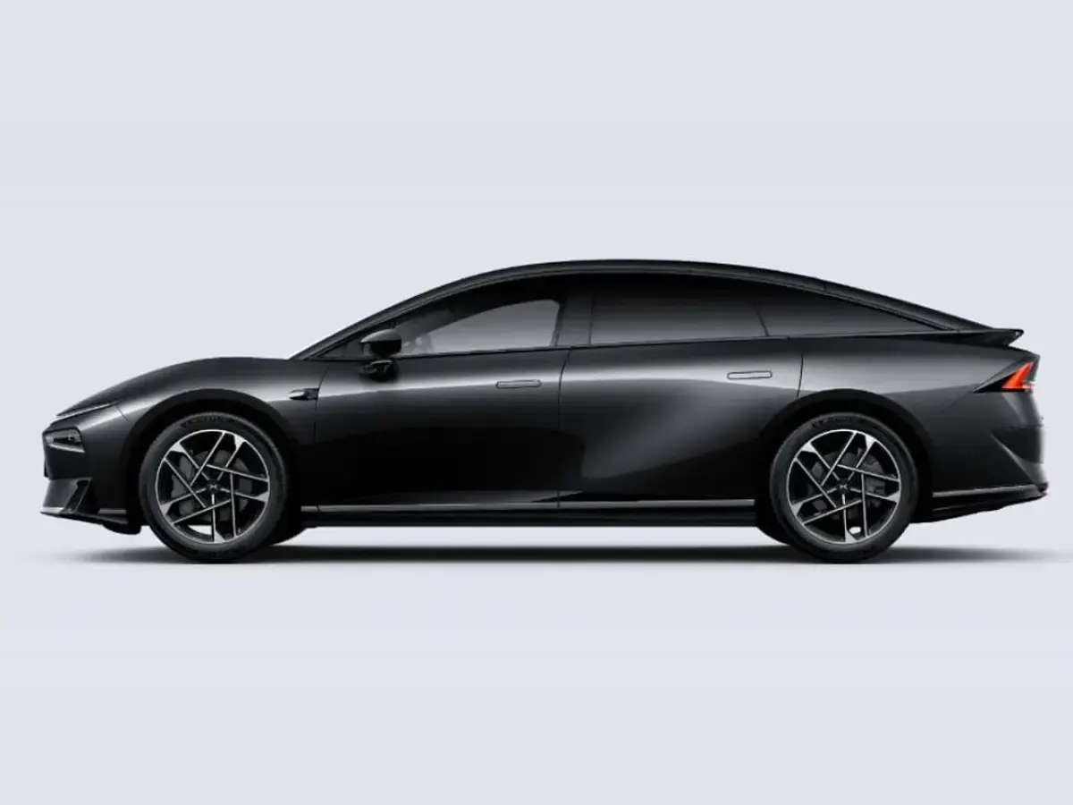 Neu XPENG P7 RWD Long Range 230 kW (313 PS) 2026 Schwarz midnight black Limousine