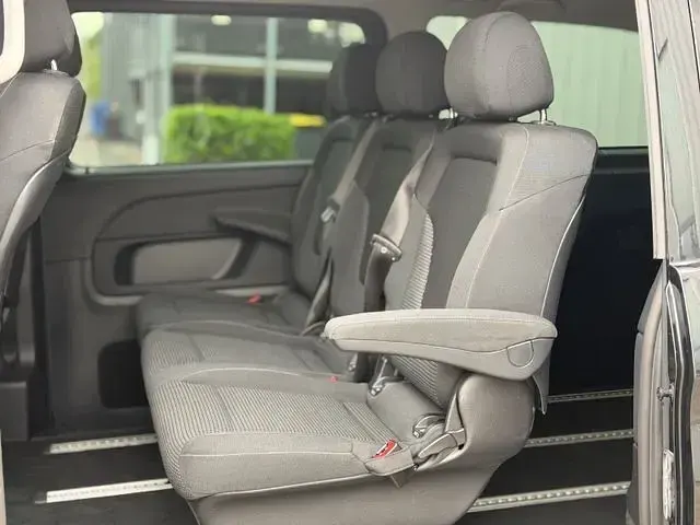 Gebraucht Mercedes V250 Edition 190 PS (139 kW) 2022 Schwarz Van / Kleinbus