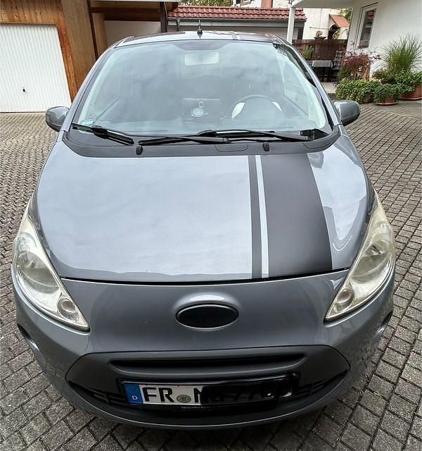 Grau Gebraucht 2009 Ford Ka Titanium Kleinwagen | 2.900 € (Fairer Preis) - Bild 1/4