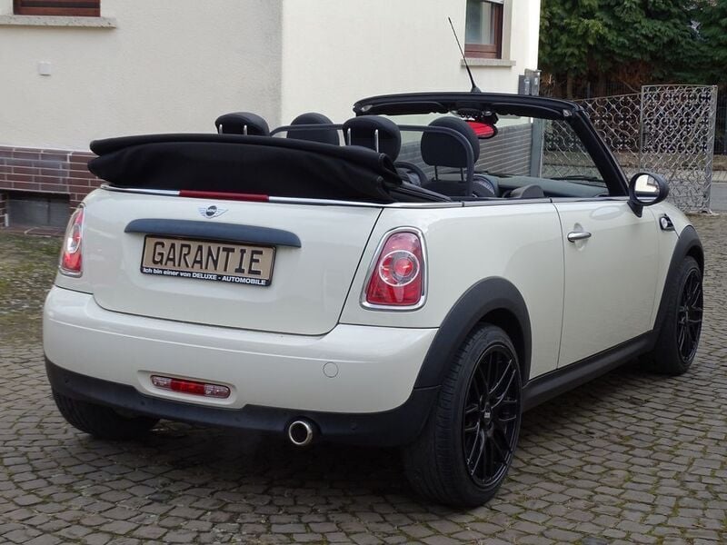 Second-hand Mini One Cabriolet 98 CP (72 kW) 2014 Alb Cabrio