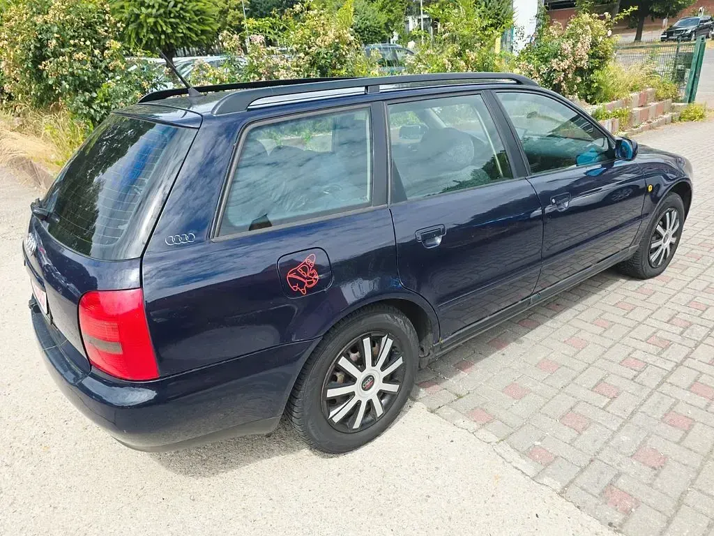 Gebraucht Audi A4 125 PS (91 kW) 1998 Blau Kombi