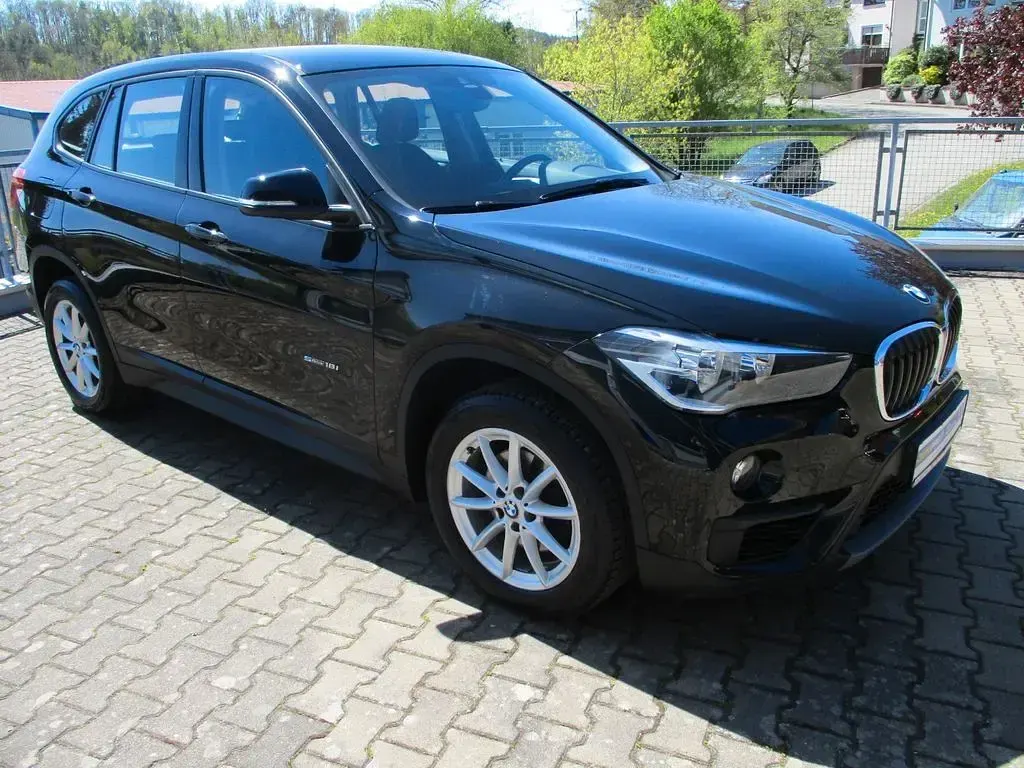 Używany BMW X1 Performance 140 KM (102 kW) 2018 Czarny SUV