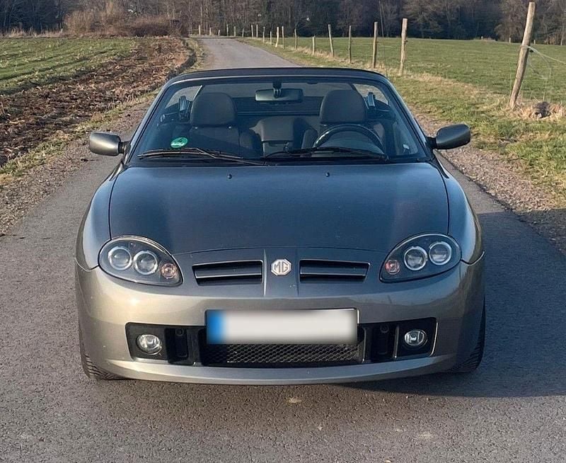 Gebraucht MG TF 136 PS (100 kW) 2003 Silber Cabrio