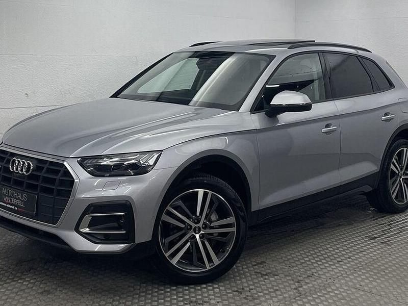 Silber Gebraucht 2023 Audi Q5 Ambiente SUV | 41.400 € (Fairer Preis) - Bild 1/4
