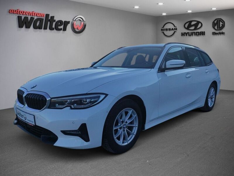 Weiß Gebraucht 2021 BMW 320 Sport Line Kombi | 25.490 € (Fairer Preis) - Bild 1/4