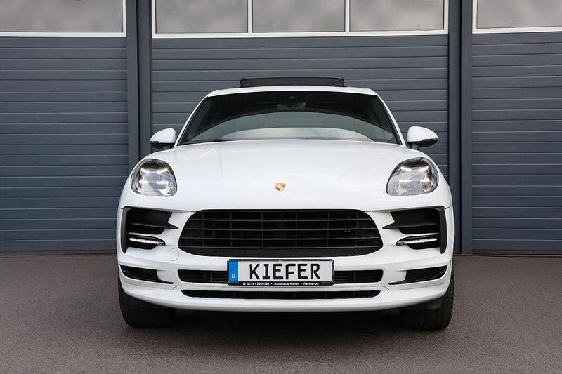 Gebraucht Porsche Macan 252 PS (185 kW) 2019 Weiß SUV