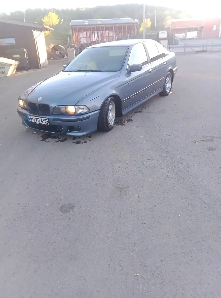 Gebraucht BMW 525 163 PS (119 kW) 2000 Blau Limousine