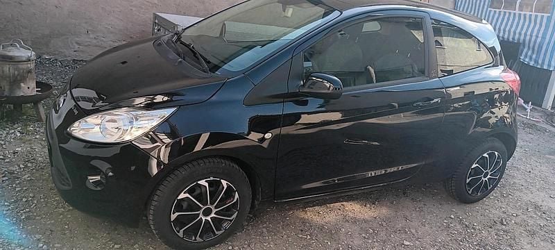 Gebraucht Ford Ka 69 PS (50 kW) 2012 Schwarz Kleinwagen