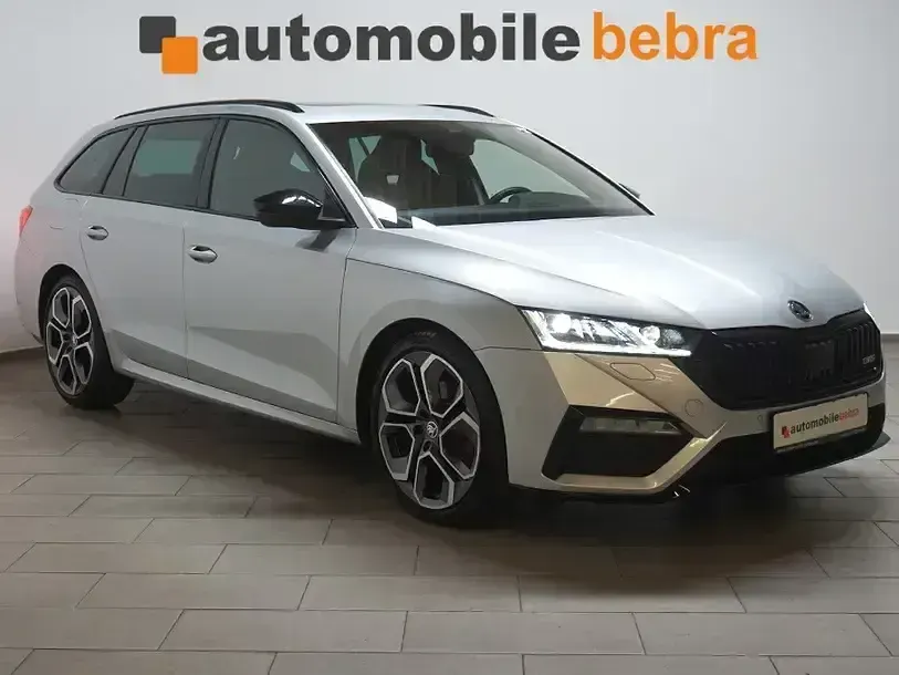 Gebraucht Skoda Octavia RS 200 PS (147 kW) 2021 Brilliantsilber Kombi