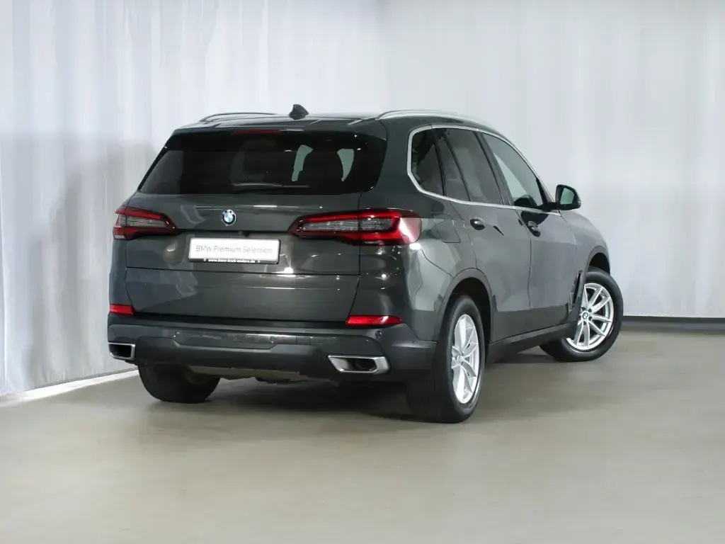 Gebraucht BMW X5 Comfort Edition 286 PS (210 kW) 2023 Grau SUV