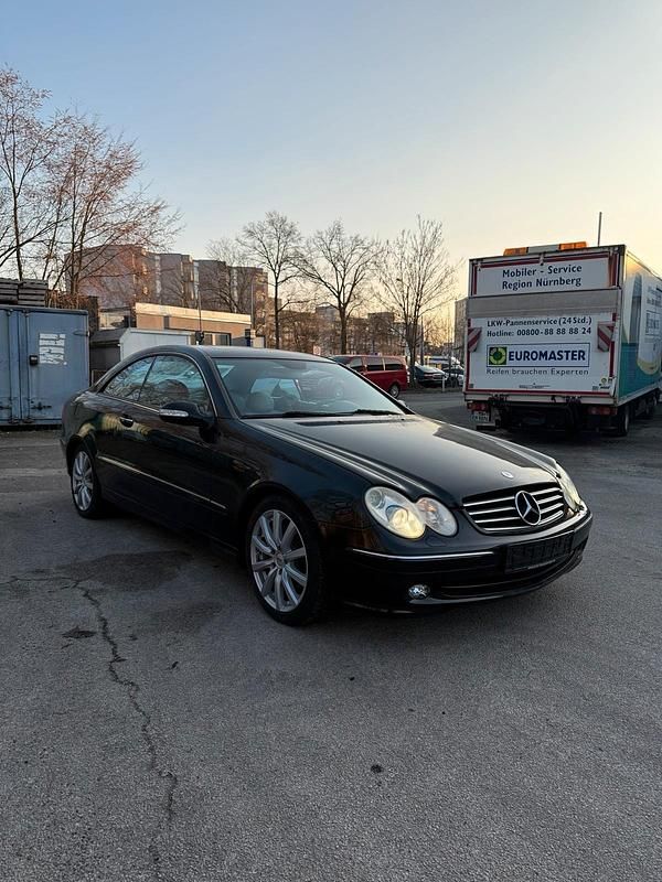 Gebraucht Mercedes CLK320 218 PS (160 kW) 2004 Schwarz Coupé