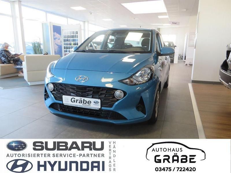 Gebraucht Hyundai i10 Select 67 PS (49 kW) 2020 Blau Kleinwagen
