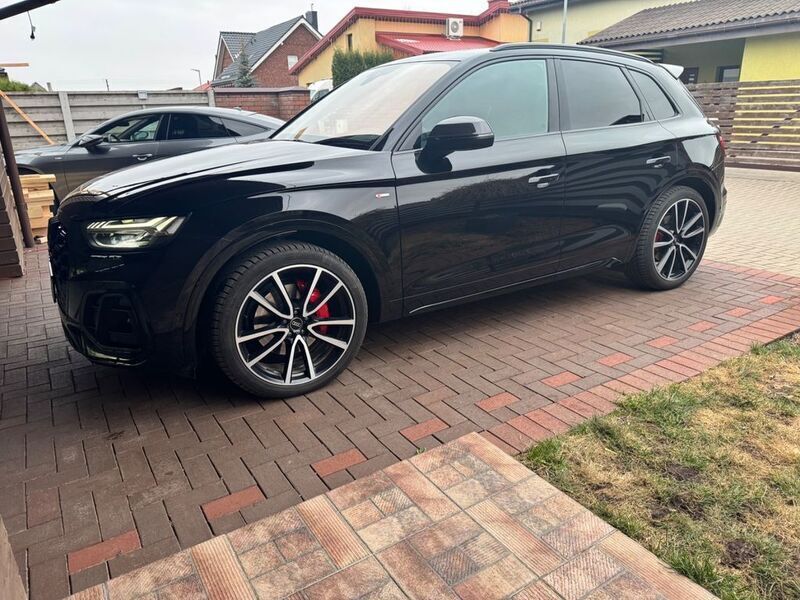 Schwarz Gebraucht 2023 Audi Q5 Advanced SUV | 57.000 € (Teuer) - Bild 1/4