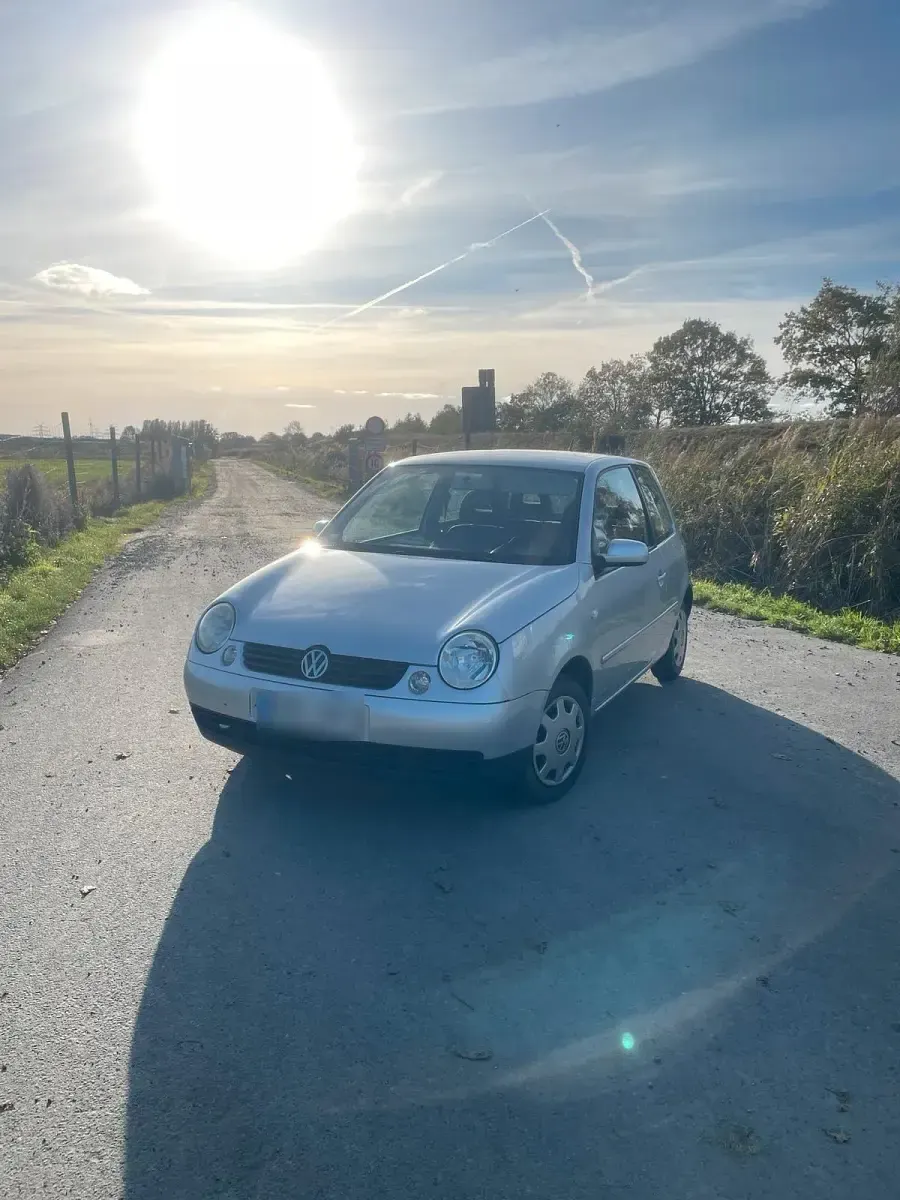 Gebraucht VW Lupo 50 PS (36 kW) 1999 Silber Kleinwagen