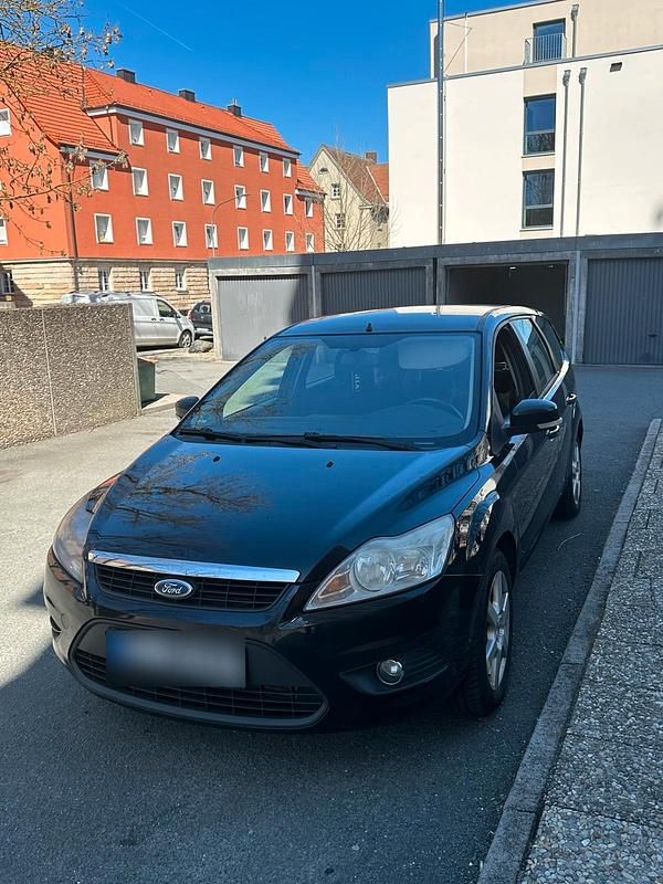 Gebraucht Ford Focus 109 PS (80 kW) 2009 Schwarz Kombi