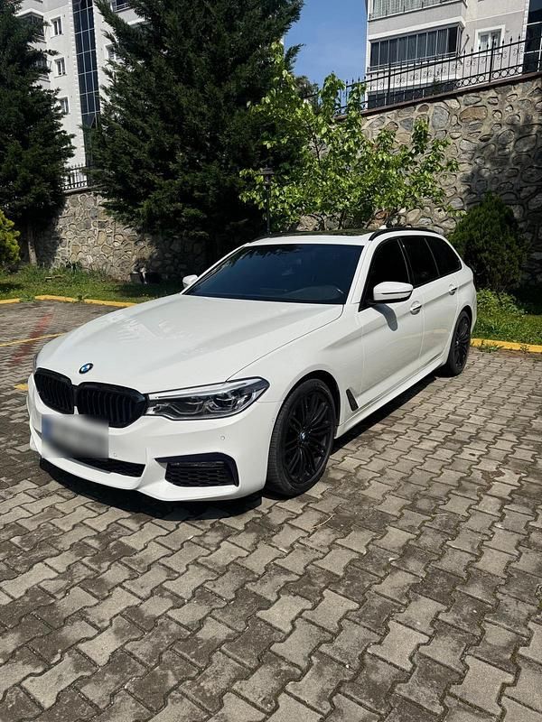 Gebraucht BMW 520 M Sport 190 PS (139 kW) 2018 Weiß Kombi