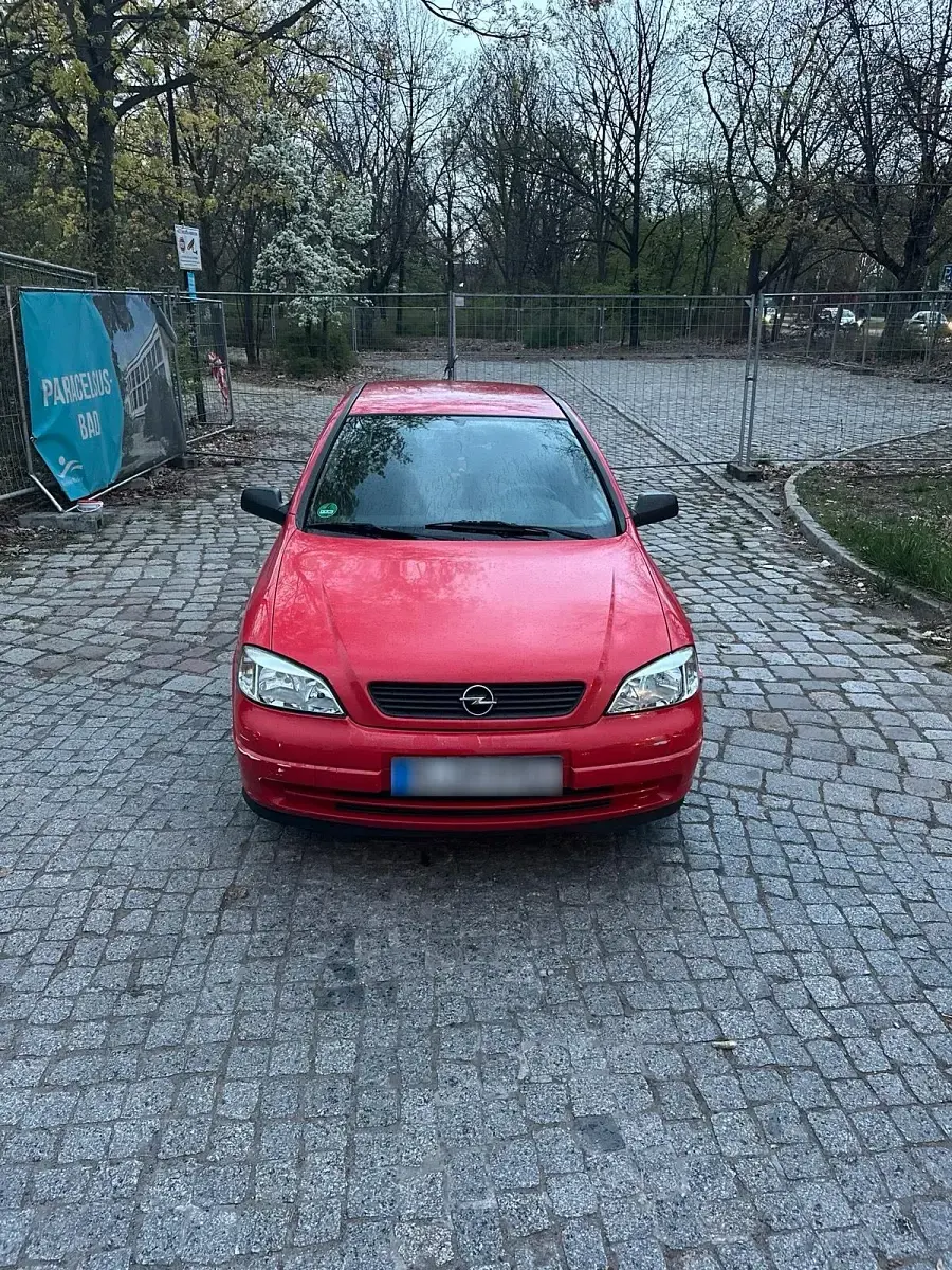 Gebraucht Opel Astra 101 PS (74 kW) 2002 Rot Limousine