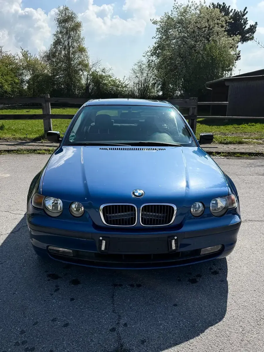 Gebraucht BMW 316 115 PS (84 kW) 2001 Blau Limousine