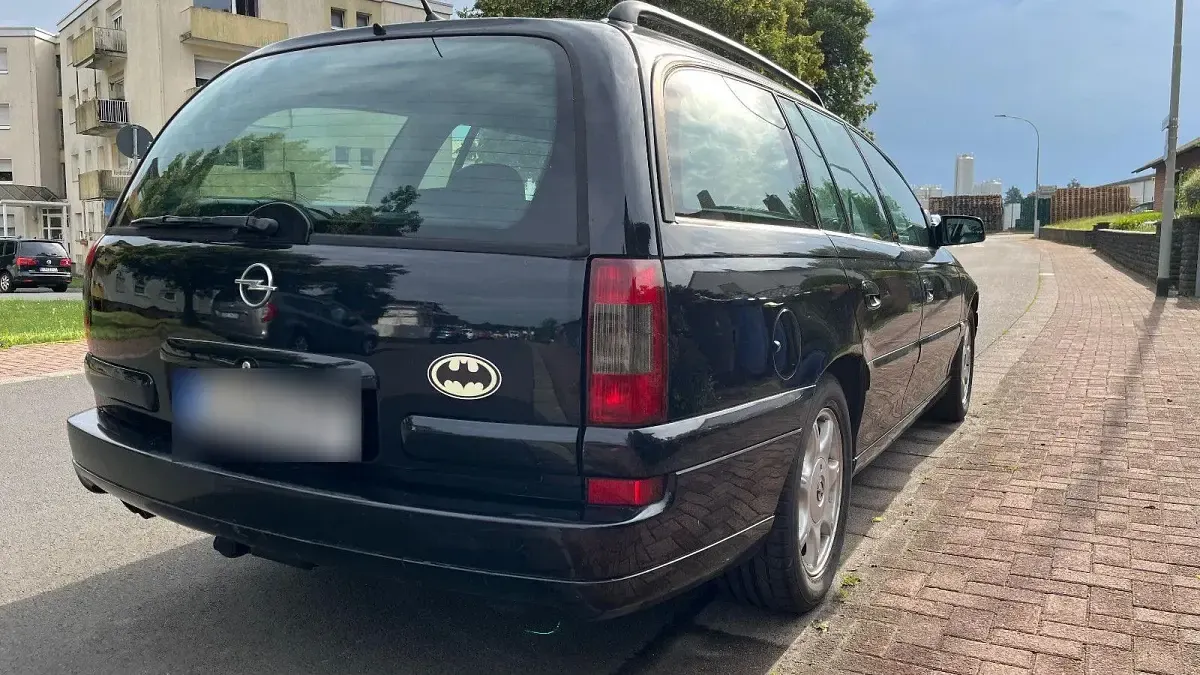 Gebraucht Opel Omega Executive 218 PS (160 kW) 2002 Schwarz Kombi