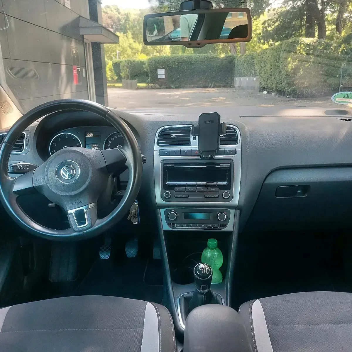 Gebraucht VW Polo 105 PS (77 kW) 2014 Schwarz Kleinwagen