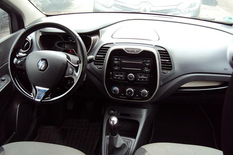 Gebraucht Renault Captur Dynamique 90 PS (66 kW) 2013 SUV