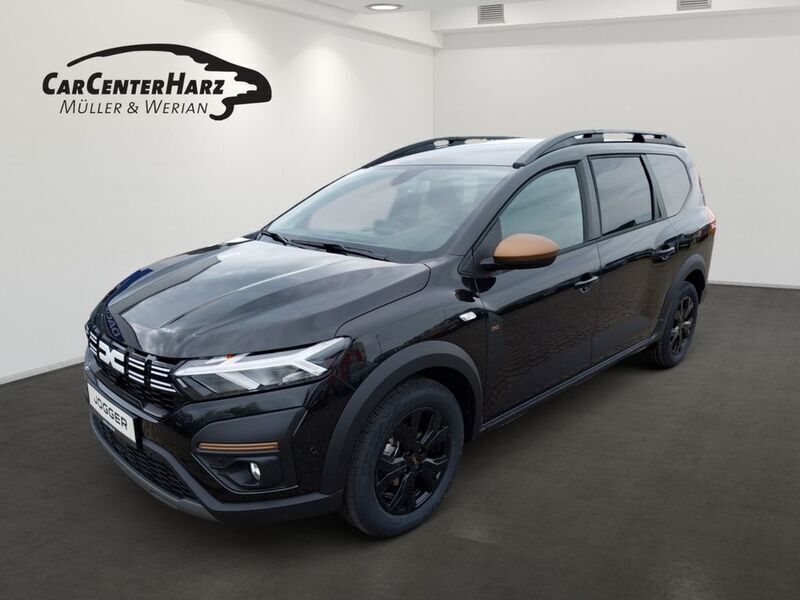 Schwarz Neu 2024 Dacia Jogger Extreme Limousine | 24.594 € (Etwas zu teuer) - Bild 1/4