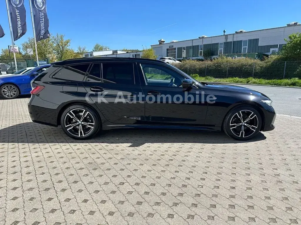 Gebraucht BMW 320 Shadowline 190 PS (139 kW) 2022 Schwarz Kombi