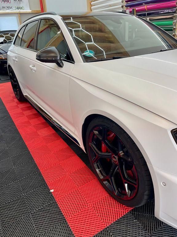 Gebraucht Audi RS4 Competition 450 PS (330 kW) 2024 Schwarz Kombi