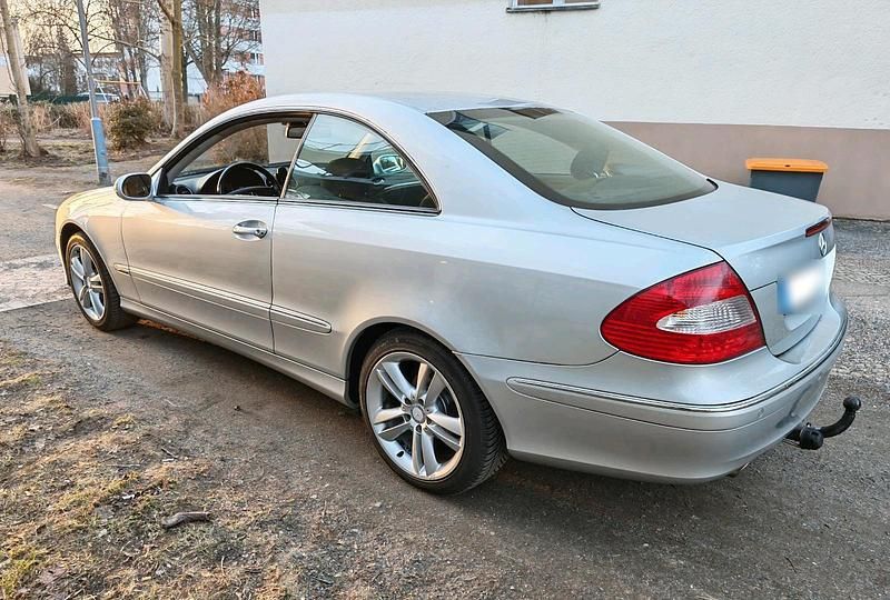 Gebraucht Mercedes CLK200 163 PS (119 kW) 2005 Silber Coupé