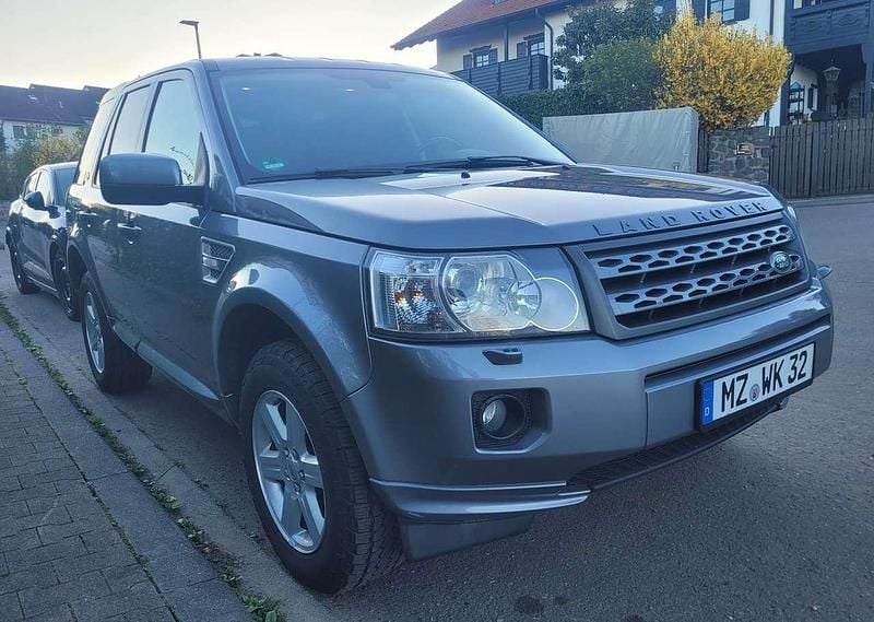 Gebraucht Land Rover Freelander 2 SE 152 PS (111 kW) 2011 Grau SUV