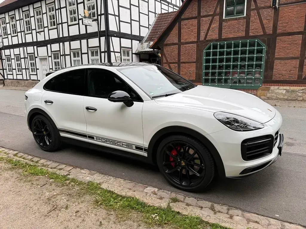 Gebraucht Porsche Cayenne GTS 460 PS (338 kW) 2023 Weiß SUV