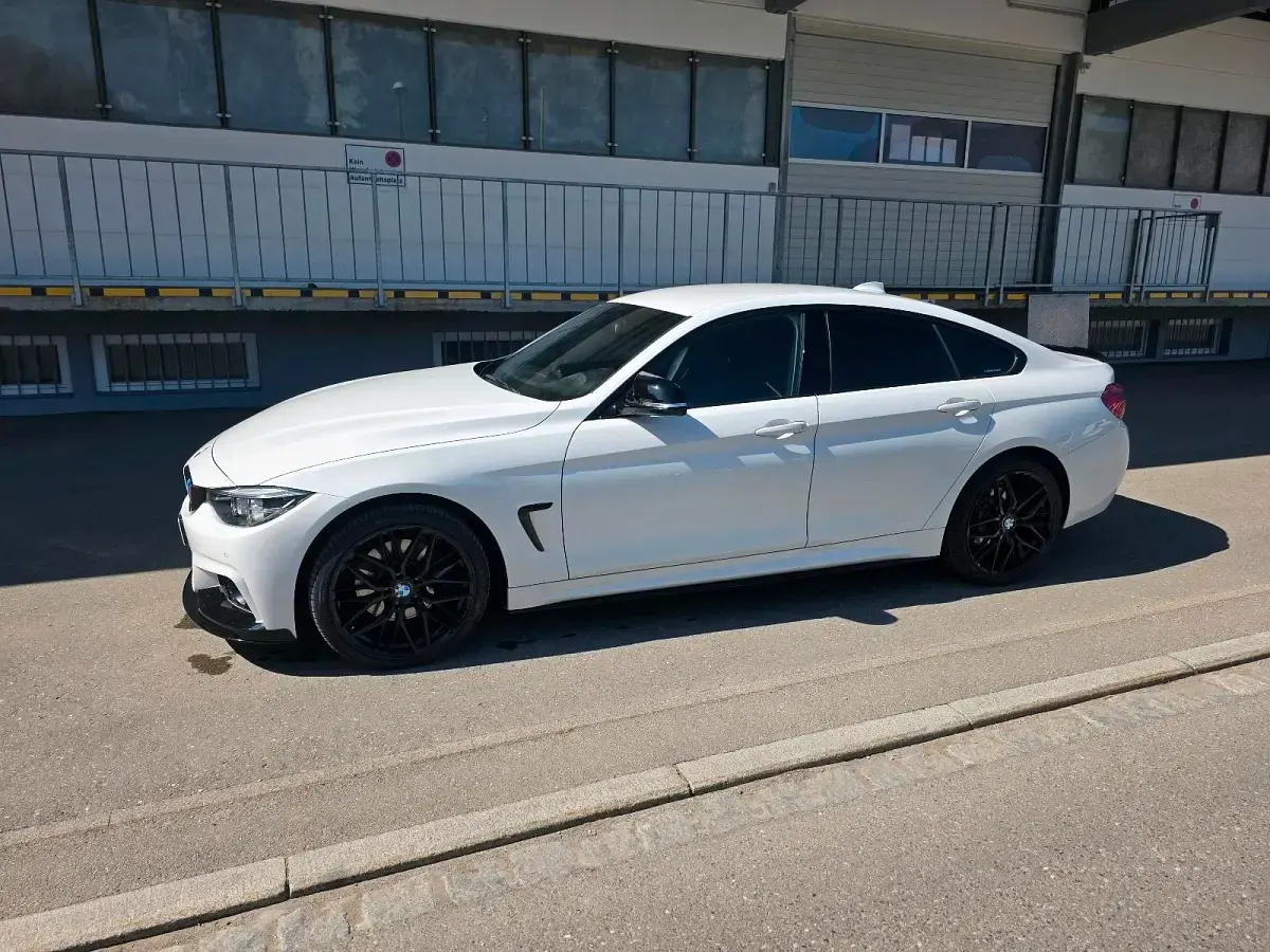 Gebraucht BMW 430 M Sport 252 PS (185 kW) 2017 Weiß Coupé
