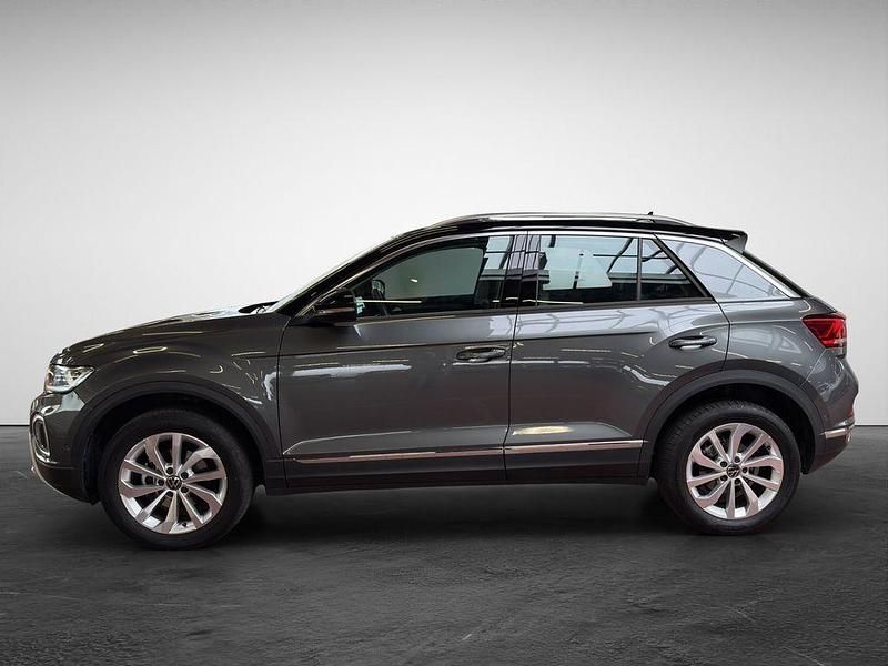 Gebraucht VW T-Roc Style 150 PS (110 kW) 2025 Grau SUV