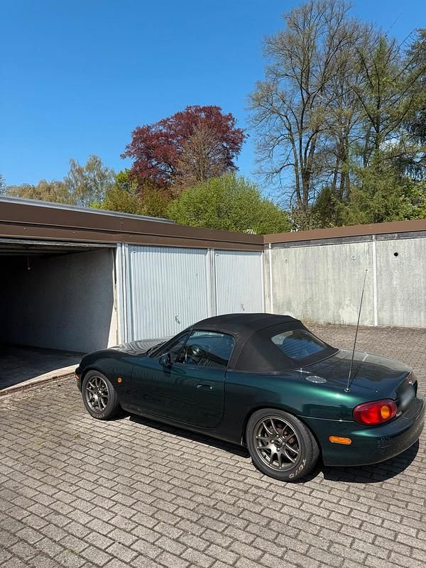 Second-hand Mazda MX5 110 CP (80 kW) 1999 Verde Cabrio