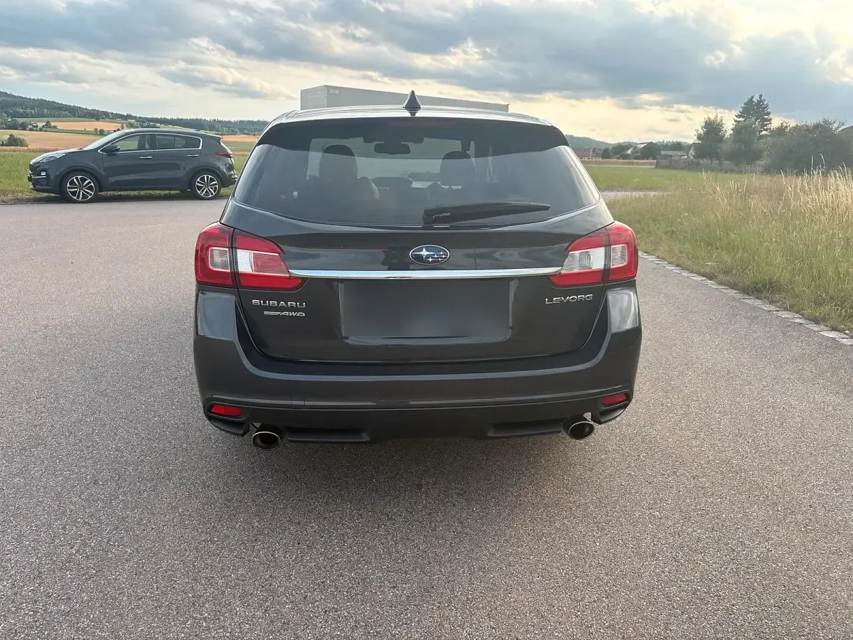 Gebraucht Subaru Levorg Sport 170 PS (125 kW) 2018 Grau Kombi